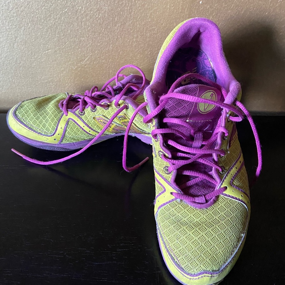 Stylish neon tennis